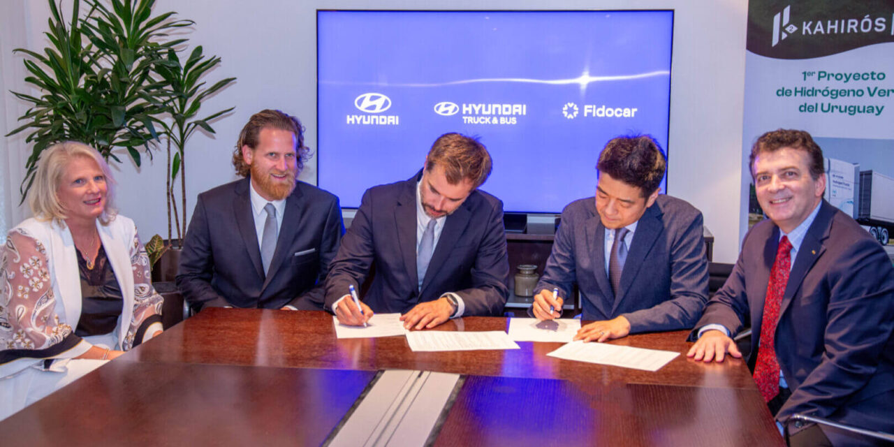 Camiones Hyundai propulsados ​​por hidrógeno verde transportarán madera en Uruguay